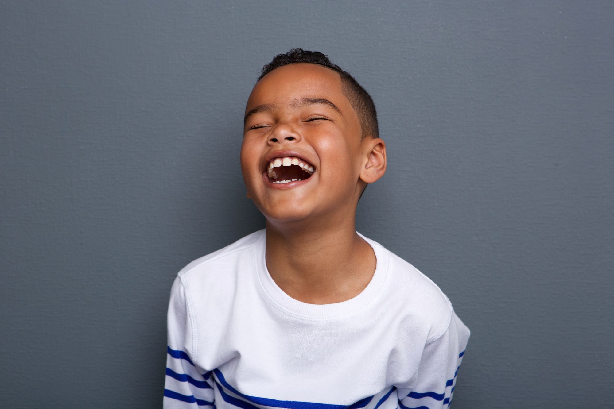 invisalign aligners on plastic model